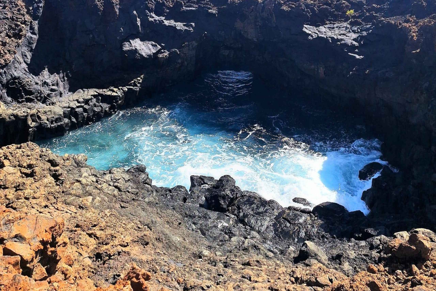 Itinéraire guidé sur la côte volcanique de Lanzarote.