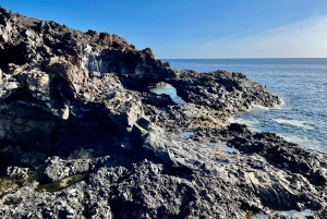 Itinéraire guidé sur la côte volcanique de Lanzarote.