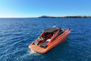 Lanzarote High-Performance Boat: Excursion to Isla de Lobos and Papagayo