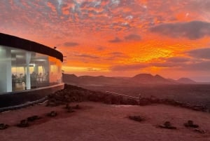 Timanfaya National Park: Evening Tour with Volcano Dinner