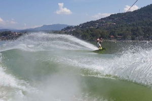 Valle de Bravo: Ski Boat Rentals