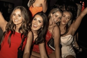 パーティーバス、無料ドリンク、VIP入場付きのベガスクラブクロールNo.1