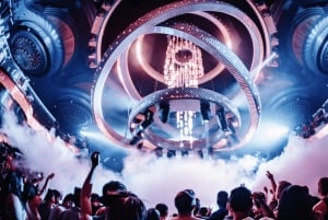 パーティーバス、無料ドリンク、VIP入場付きのベガスクラブクロールNo.1