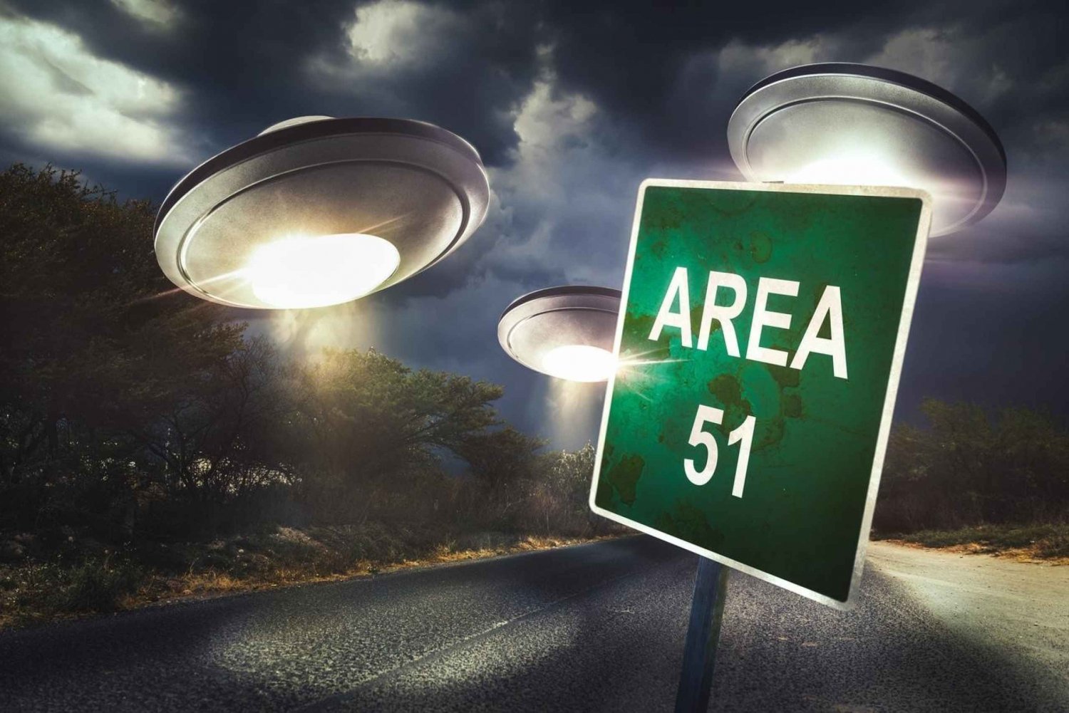 From Las Vegas: Best of Area 51 Guided Day Trip