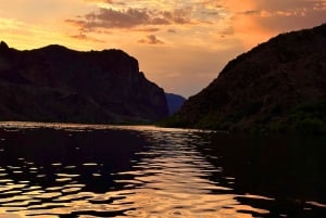 Camping Las Vegas Trip vanaf de voet van de Hoover Dam, Black Canyon