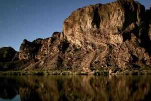 Gita in campeggio a Las Vegas dalla base della diga di Hoover, Black Canyon