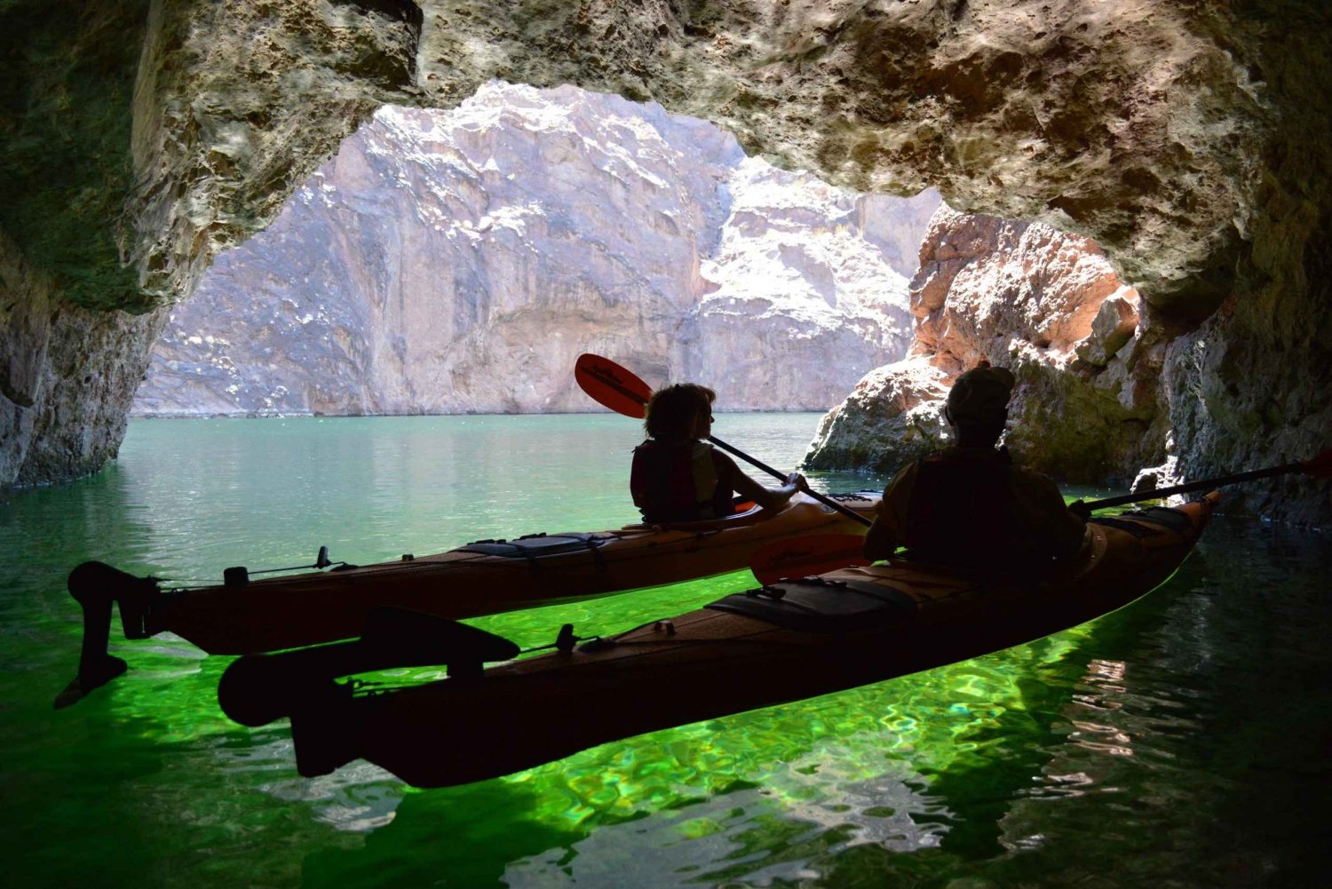 Von Las Vegas aus: Geführte vierstündige Emerald Cave Tour mit Mittagessen