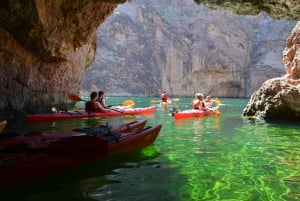 Fra Las Vegas: Guidet fire timers Emerald Cave Tour m/lunch