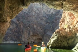 Fra Las Vegas: Guidet fire timers Emerald Cave Tour m/lunch