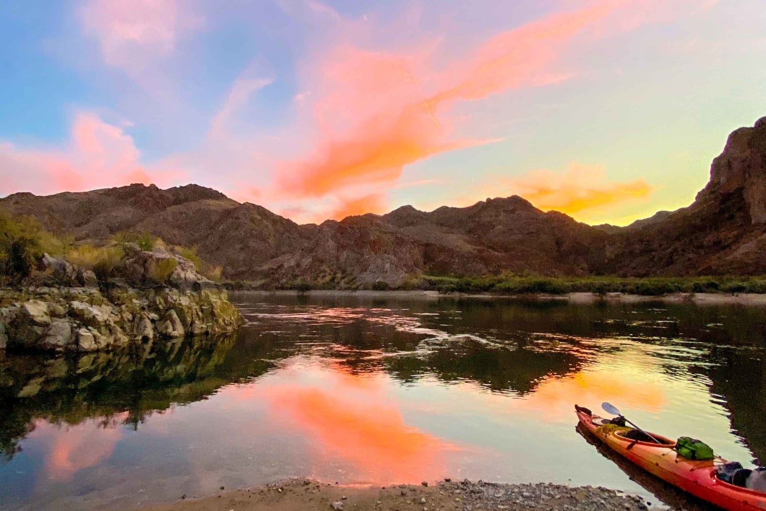 Från Las Vegas: Black Canyon Twilight Kayak Tour