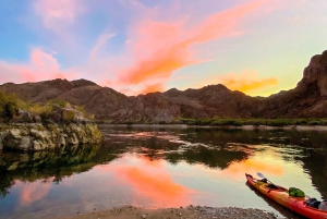 Från Las Vegas: Black Canyon Twilight Kayak Tour