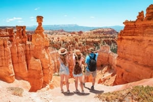 ラスベガス発：ブライス キャニオンとザイオン パーク ツアー（昼食付き）