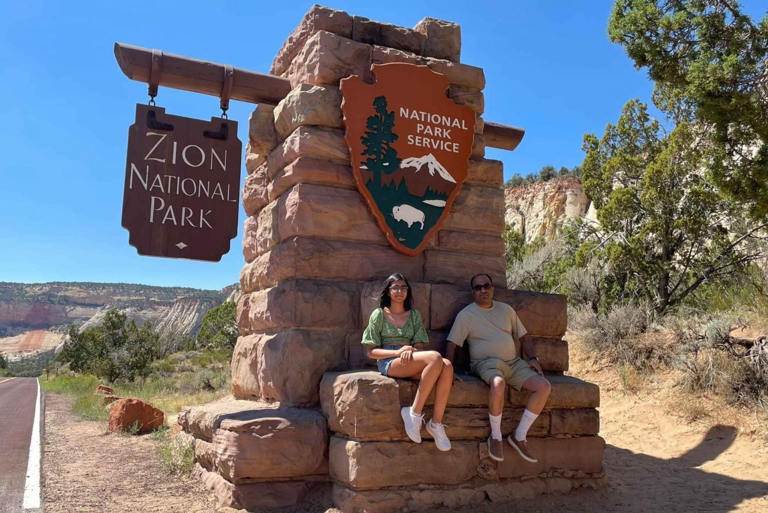 Da Las Vegas: Escursione di un giorno al Parco Nazionale Bryce Canyon e Zion