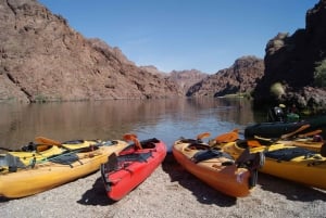 Desde Las Vegas Excursión en kayak a la Cueva Esmeralda con servicio de recogida