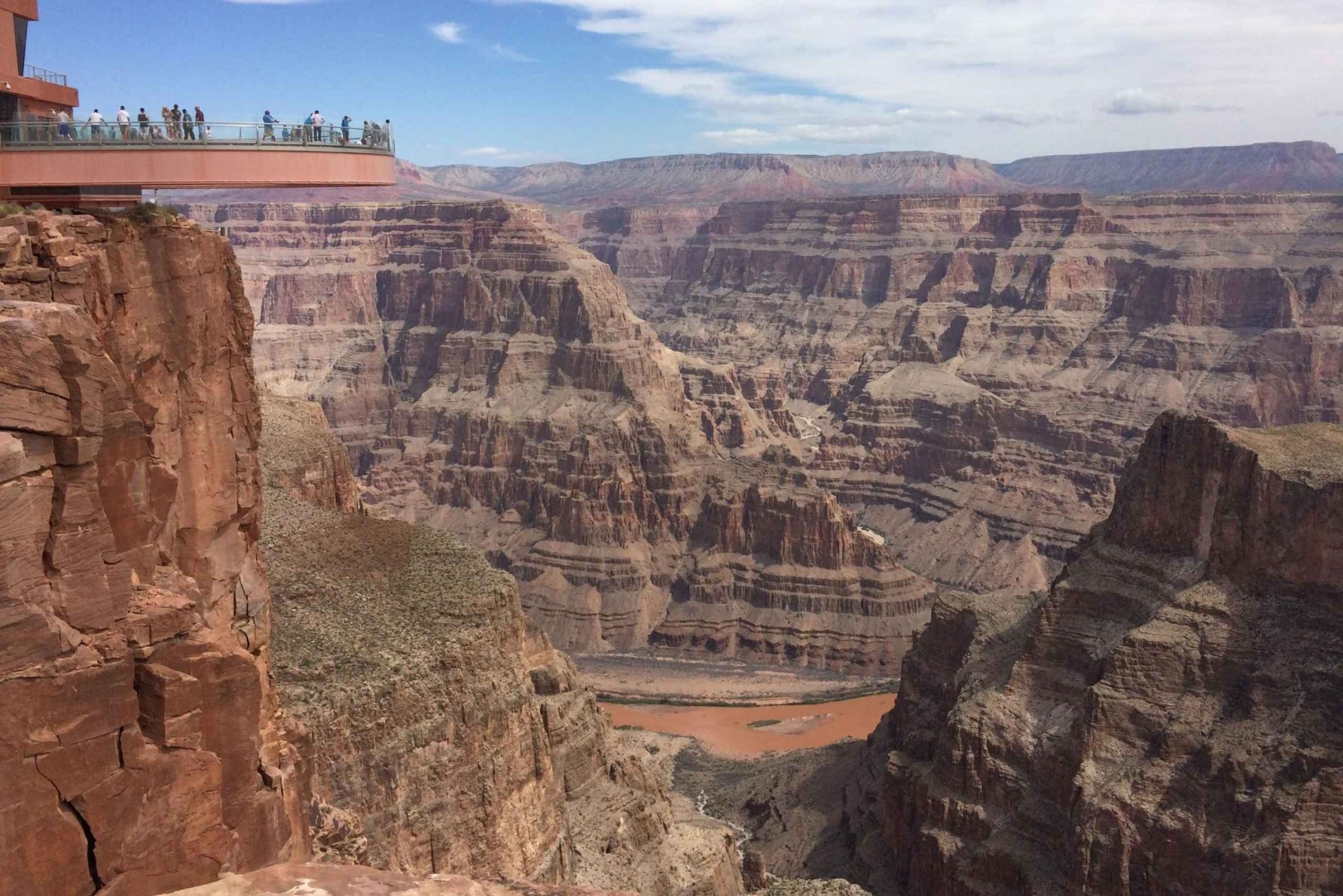 Из Лас-Вегаса: Полудневный тур в Гранд-Каньон с ночевкой в номере
