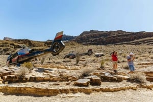 Las Vegasista: Grand Canyon Helikopterikierros samppanjan kanssa