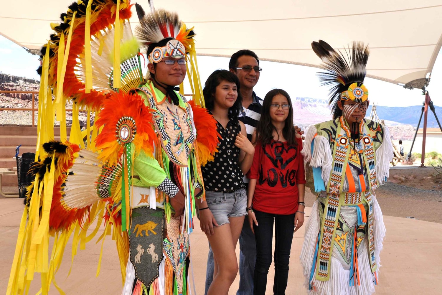 Depuis Las Vegas : visite 5 en 1 du Grand Canyon West avec déjeuner au bord du lac