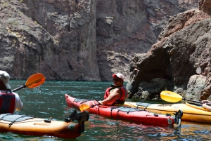 Desde Las Vegas Excursión guiada en kayak por la Cueva Esmeralda