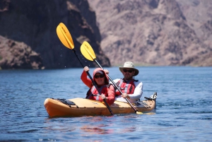 Desde Las Vegas Excursión guiada en kayak por la Cueva Esmeralda