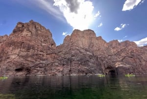 From Las Vegas: Hoover Dam Kayak Trip with 6 Hot Springs