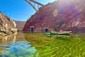 From Las Vegas: Hoover Dam Kayak Trip with 6 Hot Springs