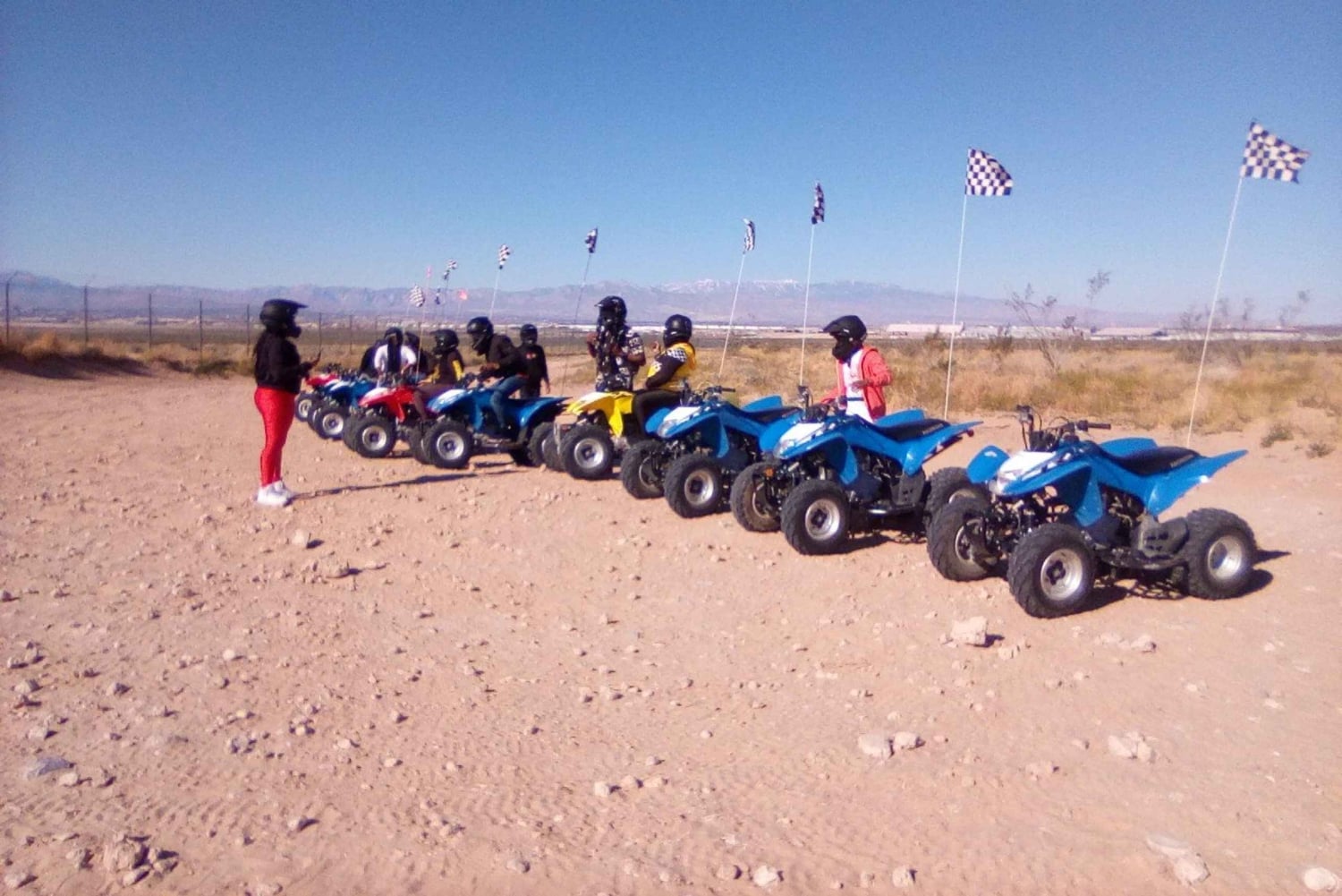 Vanuit Las Vegas: Nellis Dunes ATV-tour met shuttletransfer