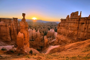 From Las Vegas: Zion and Bryce National Park Overnight Tour