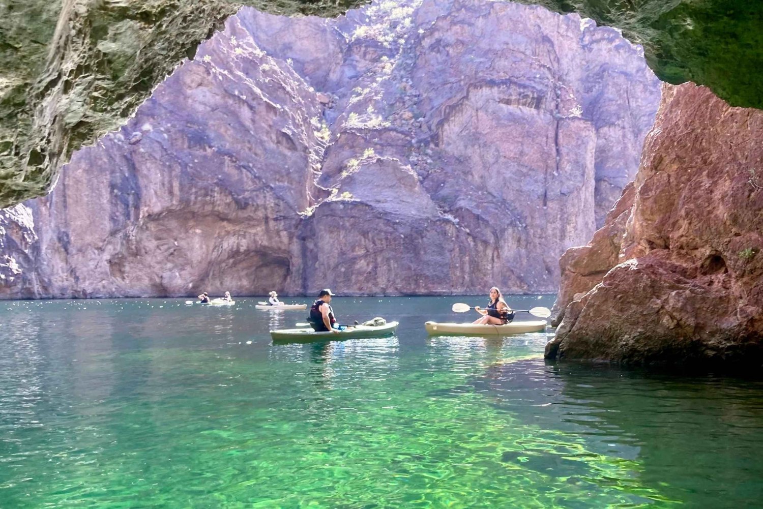 Von Willow Beach aus: Ganztägiges Kajak-Abenteuer zur Smaragdhöhle