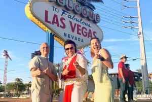 Las Vegas: Elvis Wedding at the Las Vegas Sign with Photos