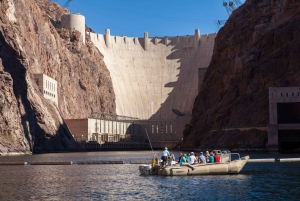 Grand Canyon Helikopterflug & Hoover Dam River Float Raft