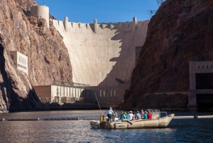 Grand Canyon-helikopterflyvning og Hoover Dam River Float Raft