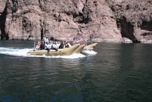 Recorrido en helicóptero por el Gran Cañón con rafting en el Cañón Negro