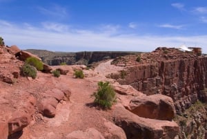 Las Vegas: Grand Canyon West Rim VIP Luxury Small Group Tour
