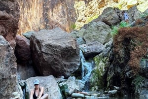 Wanderung zu den heißen Quellen am Goldstrike Canyon mit sechs dampfenden Wasserfällen