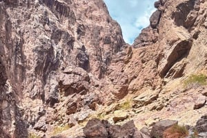 Wanderung zu den heißen Quellen am Goldstrike Canyon mit sechs dampfenden Wasserfällen