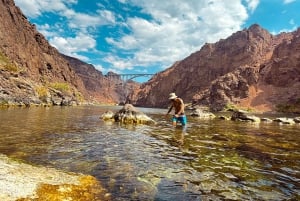 Wanderung zu den heißen Quellen am Goldstrike Canyon mit sechs dampfenden Wasserfällen
