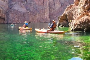 Excursion d'une demi-journée en kayak sur le fleuve Colorado jusqu'à la grotte d'Emerald