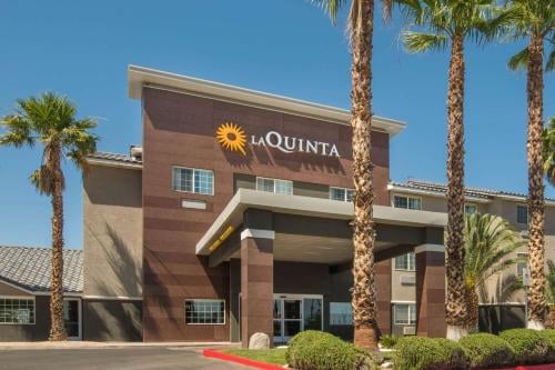 La Quinta Inn & Suites by Wyndham Las Vegas Nellis