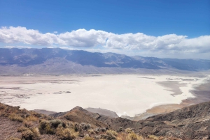 Las Vegas: tour delle 7 Magic Mountains e osservazione delle stelle nella Death Valley