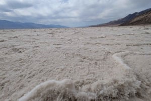 Las Vegas: tour delle 7 Magic Mountains e osservazione delle stelle nella Death Valley