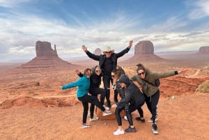Las Vegas: Antelope, Monument Valley, & Horseshoe 3-Day Tour