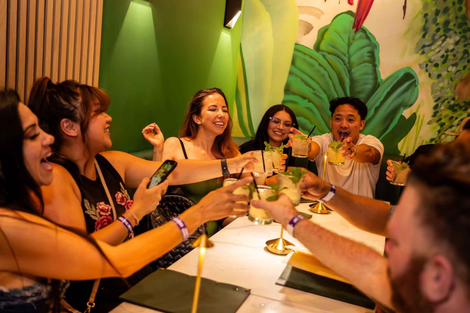 Las Vegas: Arts District Speakeasies & Hidden Gems -baarikierros