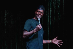 Las Vegas: Stort svart komedieshow med drink