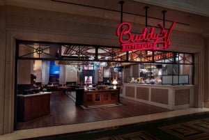 Las Vegas: Buddy V's Ristorante Almuerzo y Vuelo en Helicóptero