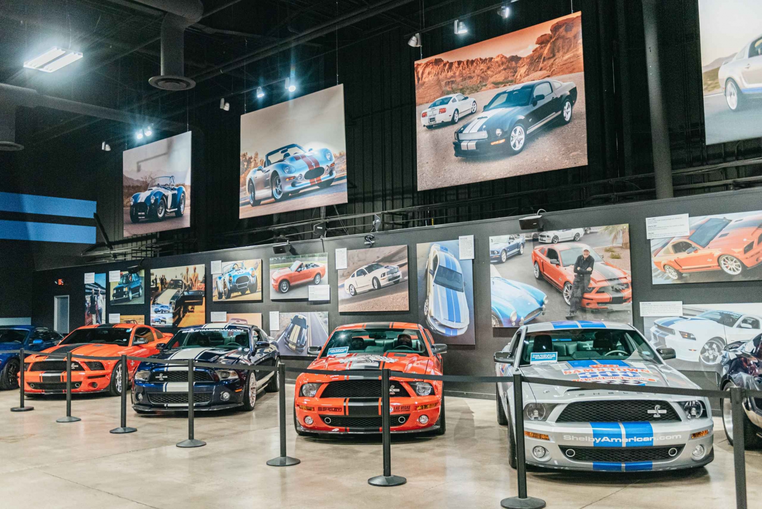 Las Vegas: Recorrido por Salones del Automóvil y Talleres de Restauración