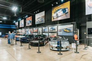 Las Vegas : exposition de voitures et restauration