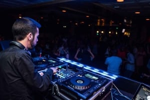 Las Vegas: Rota das Discotecas com Autocarro de Festa, Bebidas e Entrada Rápida