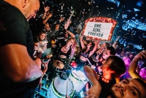 Las Vegas: Rota das Discotecas com Autocarro de Festa, Bebidas e Entrada Rápida