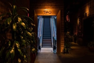 Las Vegas: Rota das Discotecas com Autocarro de Festa, Bebidas e Entrada Rápida