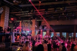 Las Vegas: Rota das Discotecas com Autocarro de Festa, Bebidas e Entrada Rápida